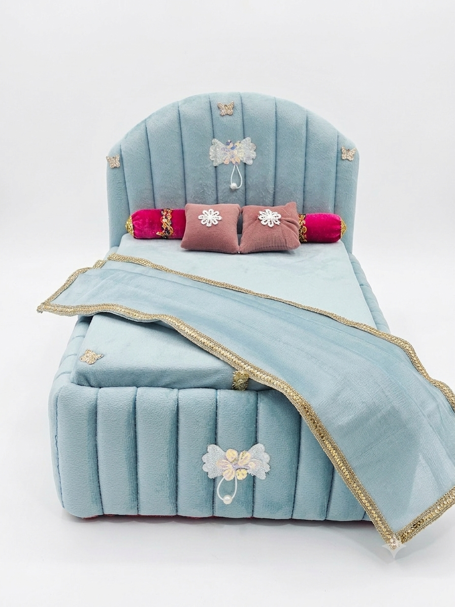Thakur Ji Velvet Bed with Pillows & Blanket Set